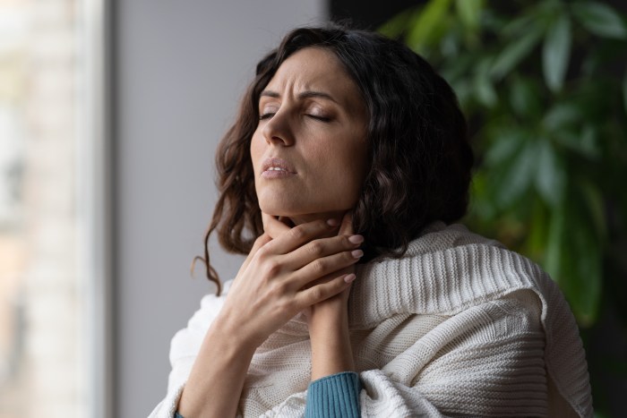 Przyczyny zapalenia gardła – infekcje wirusowe i bakteryjne